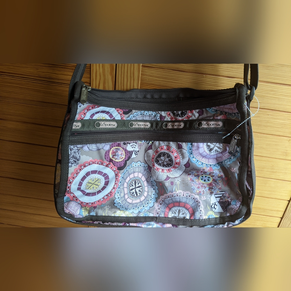 LeSportsac beautiful geometric floral bag